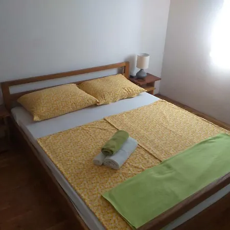 Apartment Ruzmarin *